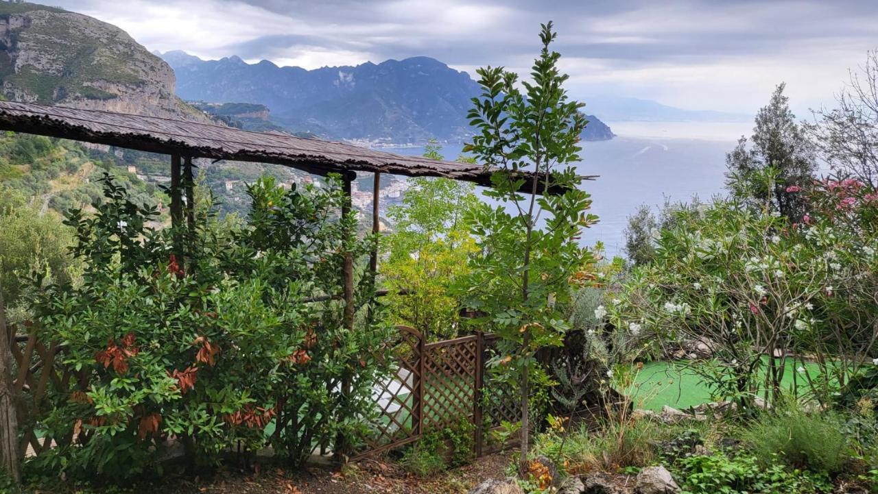 La Casetta Nel Bosco, Амалфи Екстериор снимка